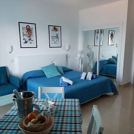 Merci1 * Playa Paraiso (Tenerife)